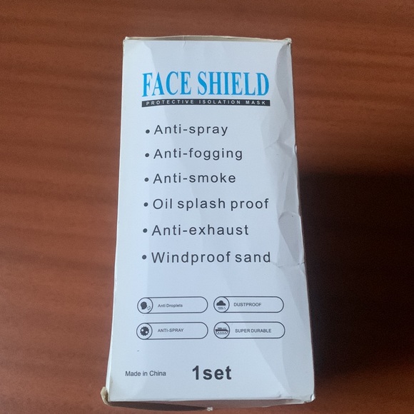 Protective Isolation Mask - Picture 4 of 8